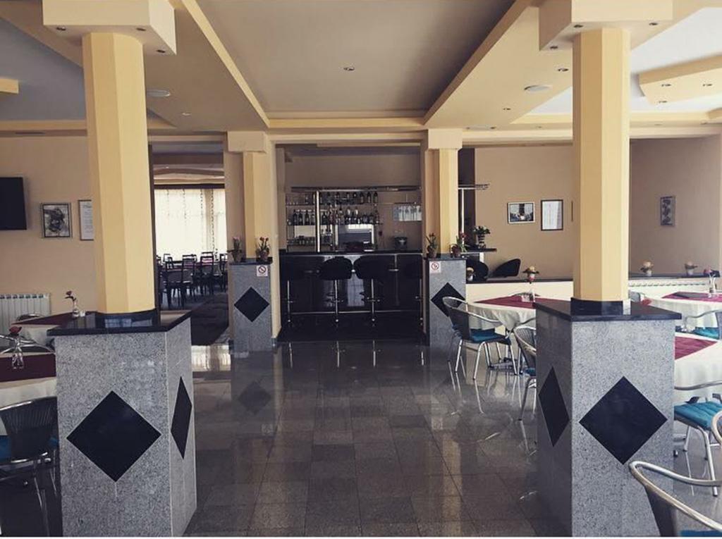 Gostionica Lazic Hotel Zvornik Exterior photo