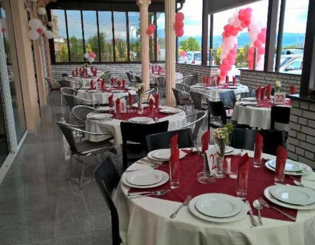 Gostionica Lazic Hotel Zvornik Exterior photo